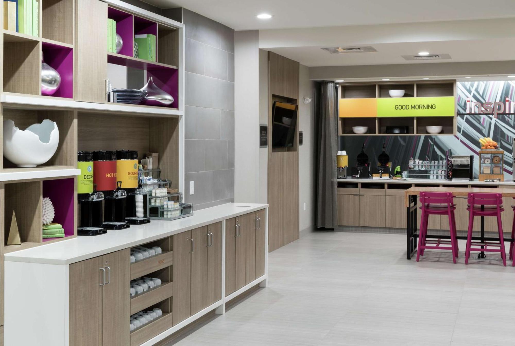 Home2 Suites By Hilton Orlando Airport Экстерьер фото